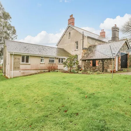 Holiday home Orchard End *